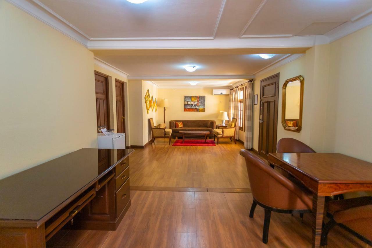 Gran Hotel Cochabamba Esterno foto